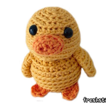 Amigurumi Mal the Tiny Duck