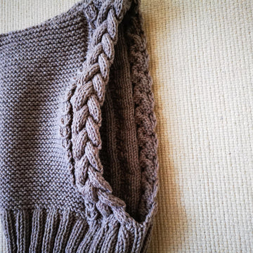 Hooded cowl Charlie with cables