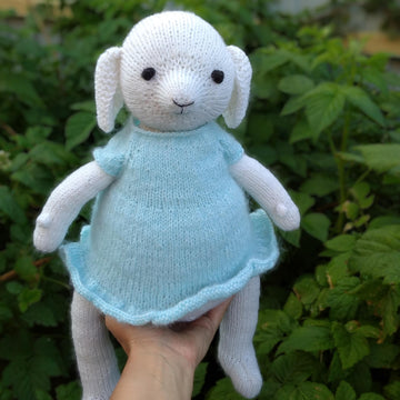 Sheep knitting pattern. Knitted lamb toy