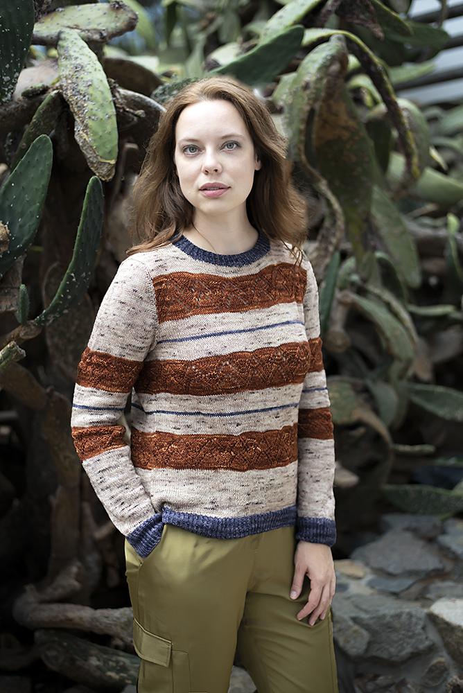 Strata Pullover