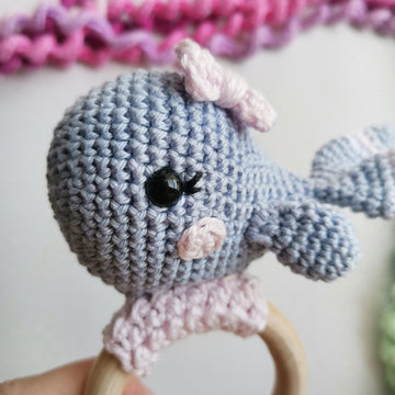 Whale rattle
