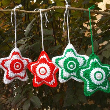 Christmas star bauble I by HueLaVive