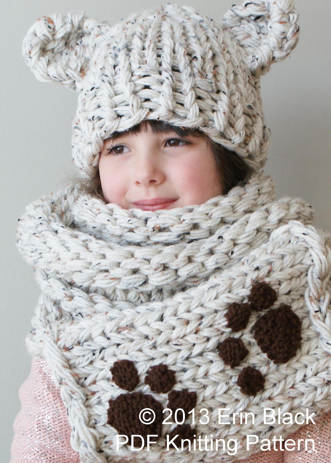 Chunky Bear Hat and Muff Cowl (Hat008)