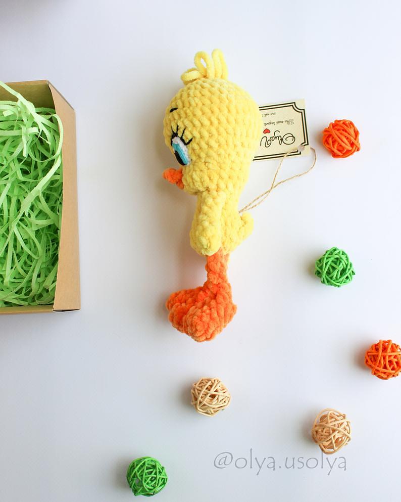 Tweety Canary bird pattern (PDF + 2 videos of how to make the eyes and the hair)