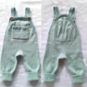 Baby jumpsuit with pocket