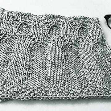 Lizzie cowl