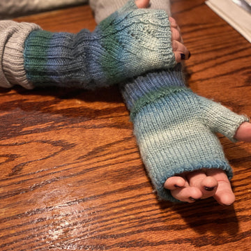 Mermaid Mitts