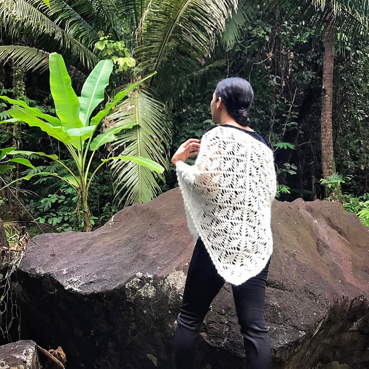 Tarumi Shawl