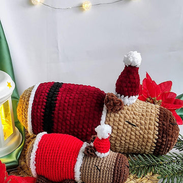 Amigurumi funny capybara Santa