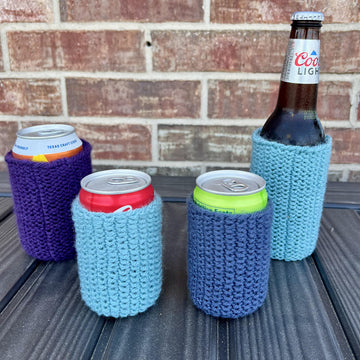 Flat Bottom Cozies -- a loom knit pattern