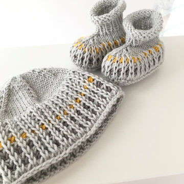Nesting Booties and Hat BJ54