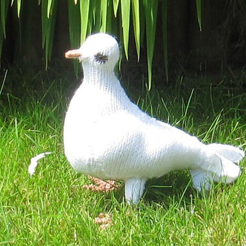 Peace Dove by madmonkeyknits