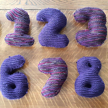 "Bubble Writing" Knit Numbers