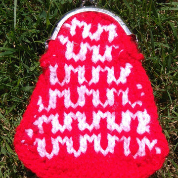 Six knitted coin purses