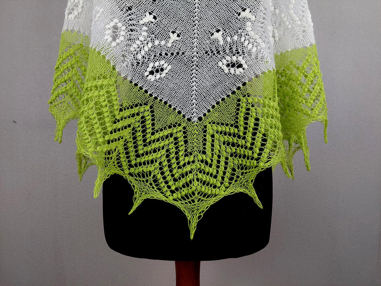 Thistles Shawl
