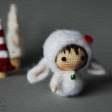 White Sheep crochet Doll. Tanoshi series toy.