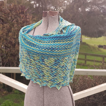 Moody Daisy Shawl