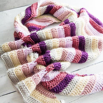 Ruffled Keyhole Boomerang Scarf