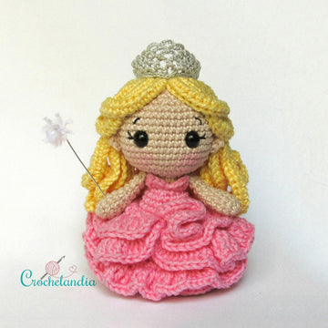 Glinda amigurumi doll - crochet pattern by Crochelandia
