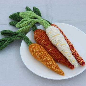 Knitted carrot: Easter Spring Decor