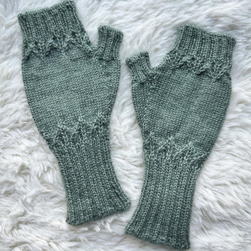 Willow Garden Fingerless Mitts