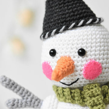 Martin the Light-hearted snowman