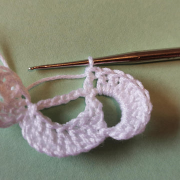 Cross favors pattern