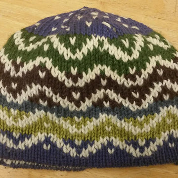 Reversible Dotted Waves Hat
