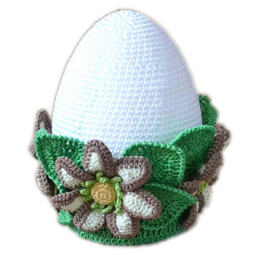 Crochet Easter egg. Large egg with flowers. Self standing egg. Easter decorative ornament. Egg souvenir