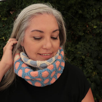 Cuello Amore