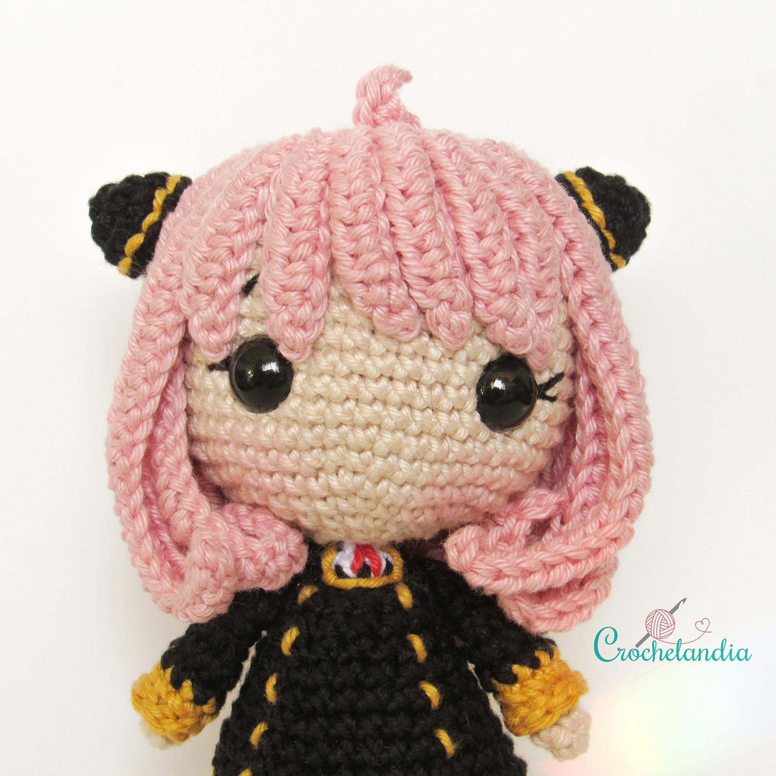 Anya Forger amigurumi doll - crochet pattern by Crochelandia