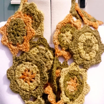 Floral Autumn Cowl