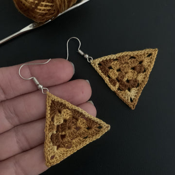Granny Triangle Earrings | Crochet Pattern