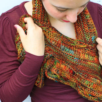 Cruzado Cowl
