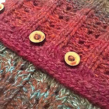Polymath - a scarf, cowl, wrap and hood in one