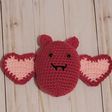 Valentine Bat Amigurumi