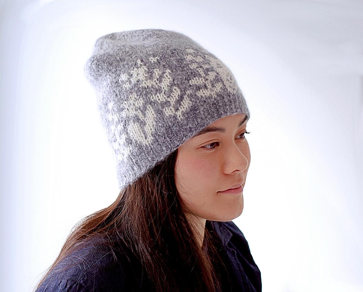 Fiona hat