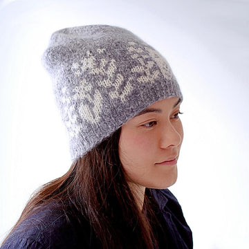 Fiona hat