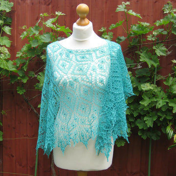 Tiara shawl