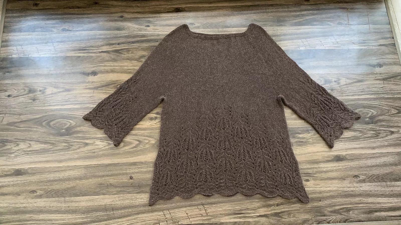 Palm Lace Pullover