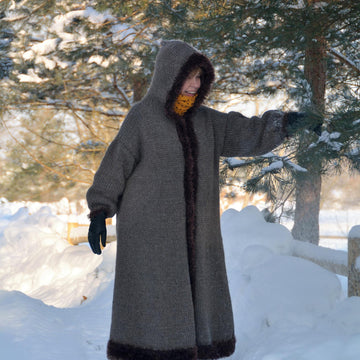 Coat Mysterious Lady