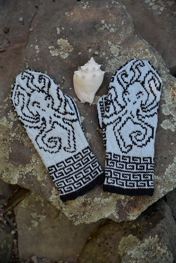 Octopus Mitten