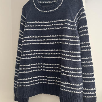 Sweater NINETEEN