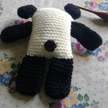 Crochet animal panda
