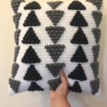 Equilateral two direction triangles cushion cover