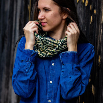 Line art cowl