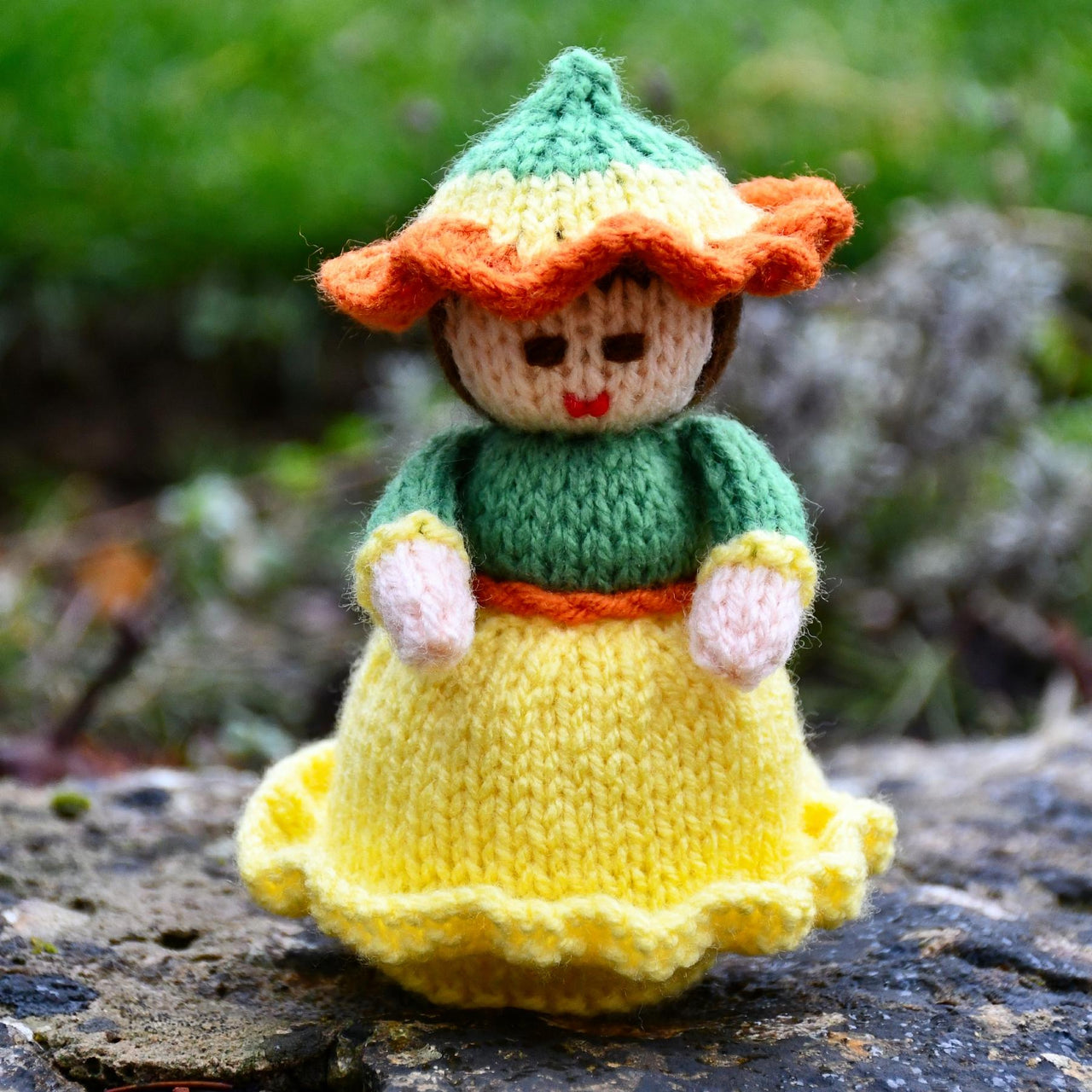 Daffodil Flower Doll Knitting Pattern - Toy Knitting Pattern