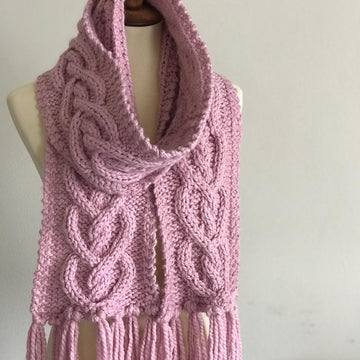 Heart Cable Knit Scarf