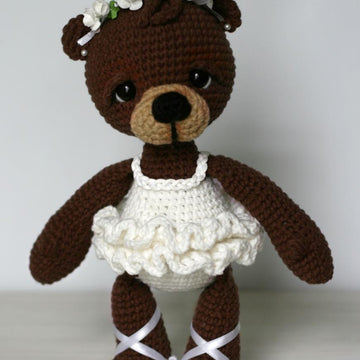 Bonbon, the Ballerina Bear Amigurumi