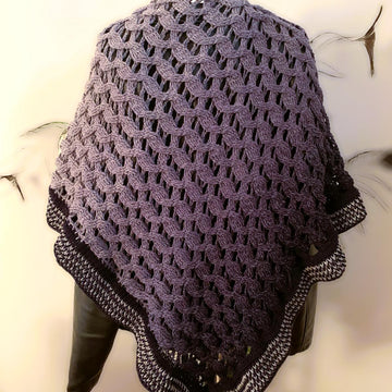 Triangular Scarf "Sinope"